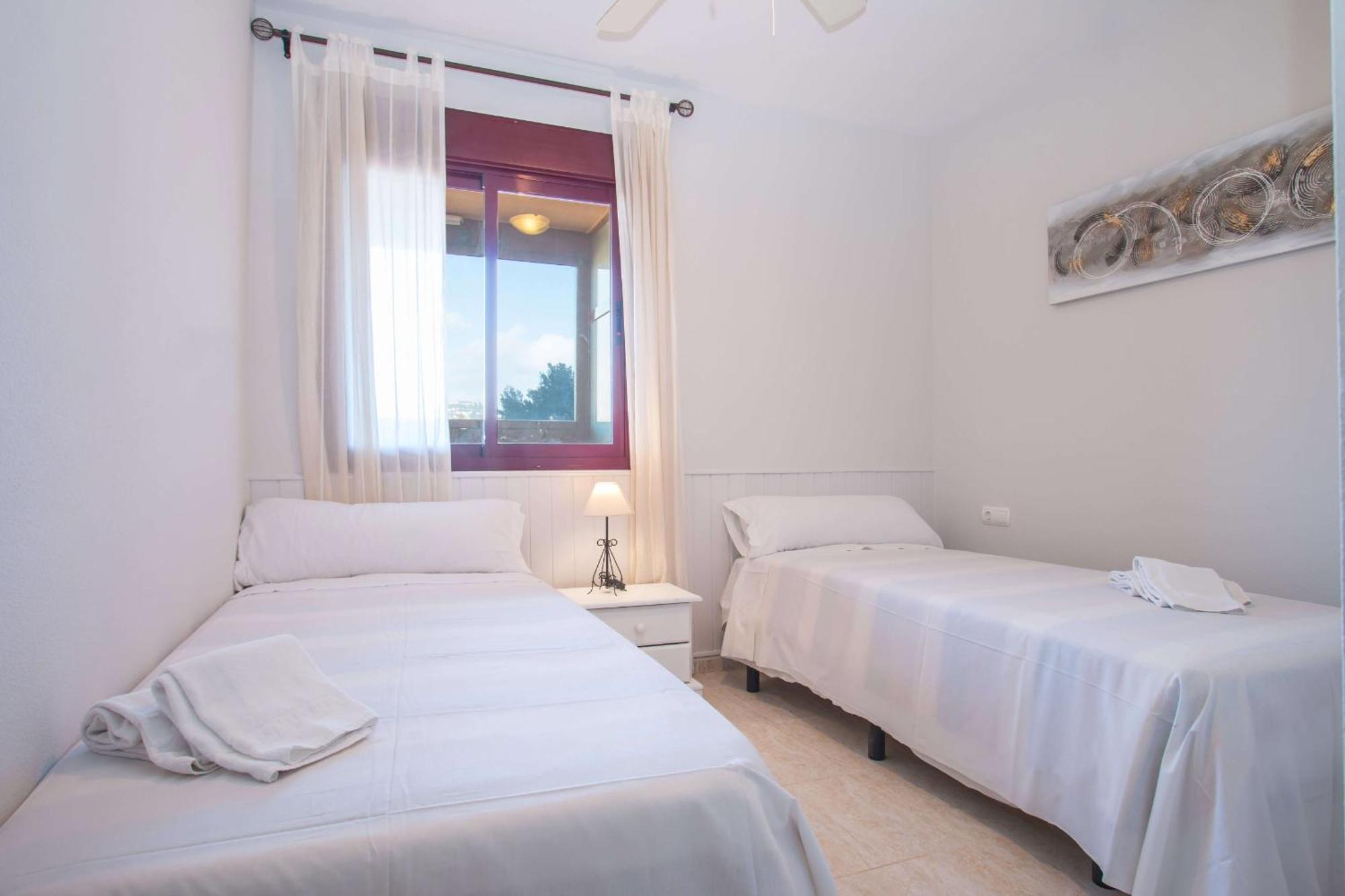 Apartamento Coral Beach - Plusholidays กัลเป ภายนอก รูปภาพ